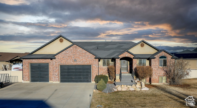 Photo 4 for MLS #2118947 at 417 S 2025 West