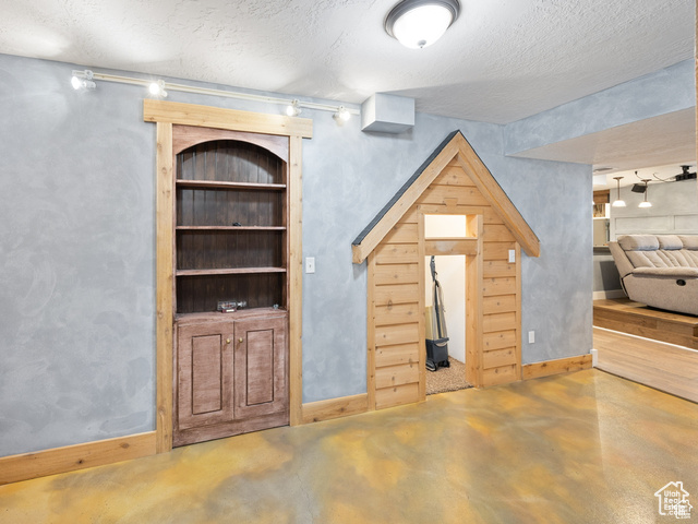 Photo 37 for MLS #2118947 at 417 S 2025 West