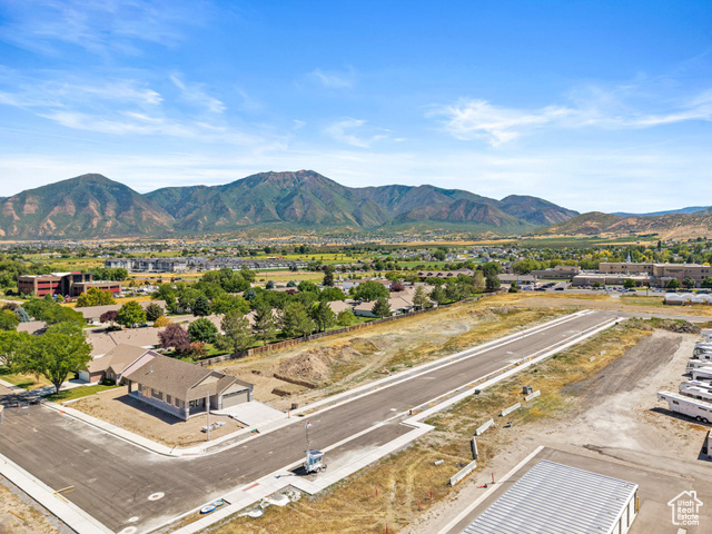 Photo 6 for MLS #2118961 at 306 N 1070 East