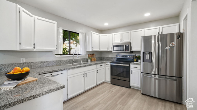 Photo 7 for MLS #2118967 at 1492 W Parkside Dr