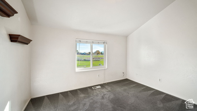 Photo 16 for MLS #2118967 at 1492 W Parkside Dr