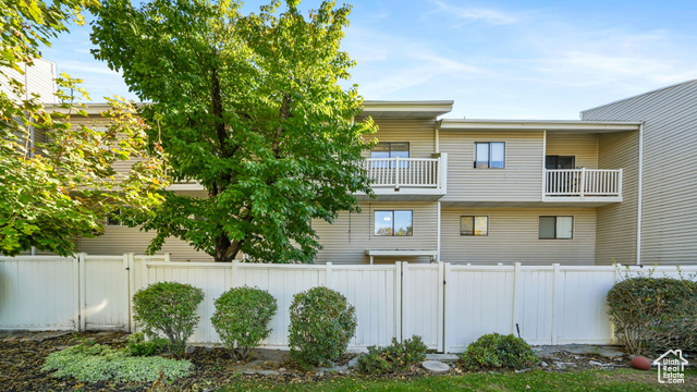 Photo 24 for MLS #2118967 at 1492 W Parkside Dr