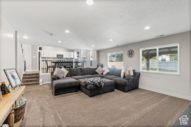 Photo 8 for MLS #2118969 at 228 N Buckingham Dr