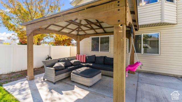 Photo 23 for MLS #2118969 at 228 N Buckingham Dr