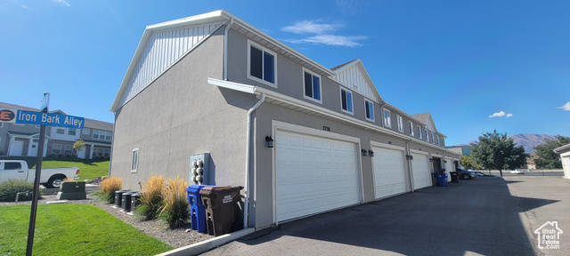 Photo 3 for MLS #2118979 at 2738 E Iron Bark Aly