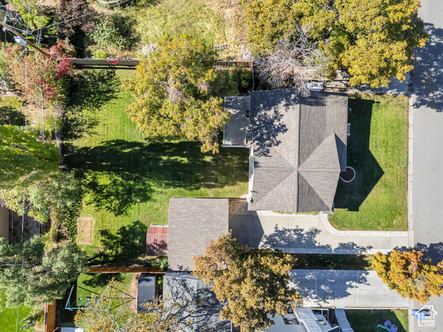 Photo 33 for MLS #2118980 at 3044 E Delsa Dr