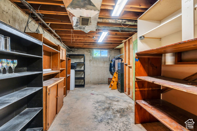 Photo 30 for MLS #2118980 at 3044 E Delsa Dr