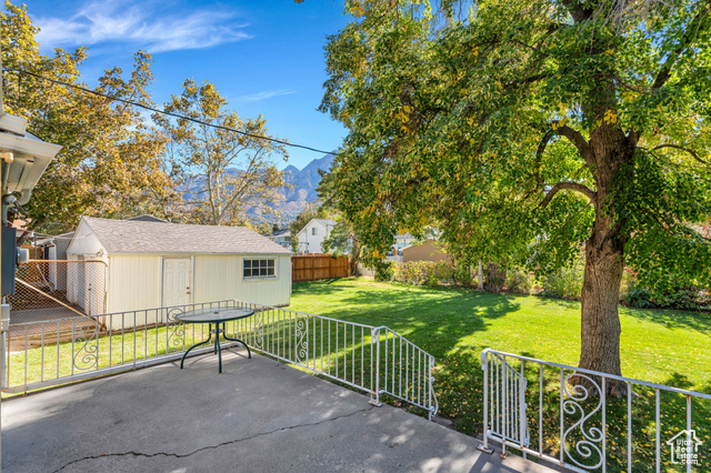 Photo 9 for MLS #2118980 at 3044 E Delsa Dr