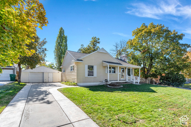 Photo 32 for MLS #2118980 at 3044 E Delsa Dr
