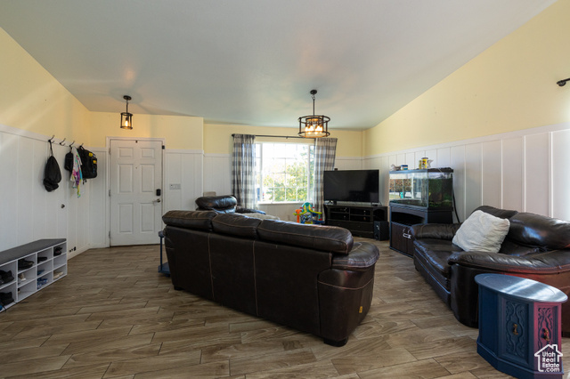 Photo 7 for MLS #2118982 at 4083 S 3475 West