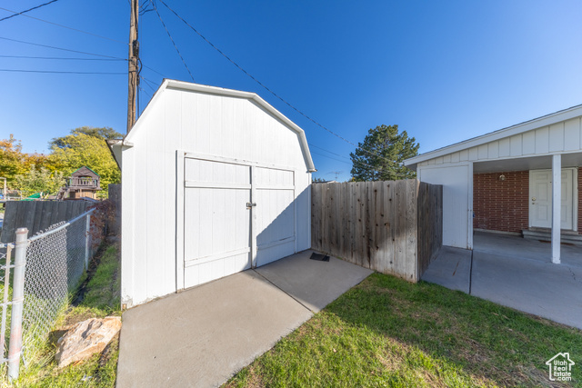 Photo 24 for MLS #2118988 at 1884 N Alder St