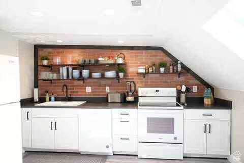 Photo 38 for MLS #2118990 at 164 W 100 North