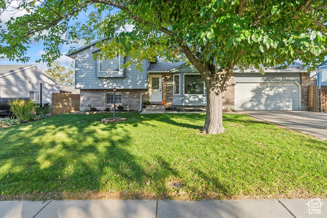 Photo 4 for MLS #2118994 at 3833 S 6325 West