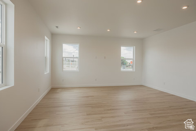 Photo 7 for MLS #2118997 at 946 W Columbia Ct #107