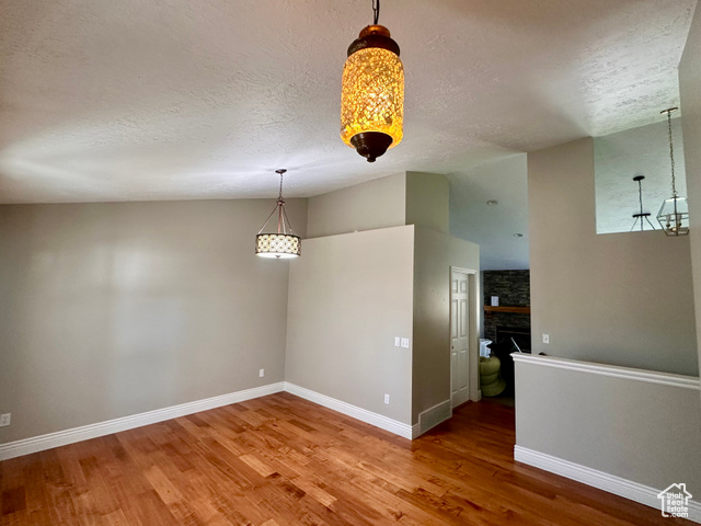 Photo 4 for MLS #2119010 at 5634 Miller Cir