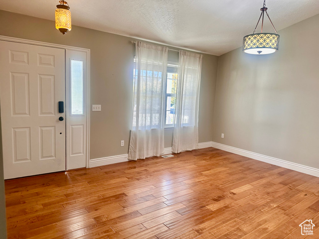 Photo 3 for MLS #2119010 at 5634 Miller Cir