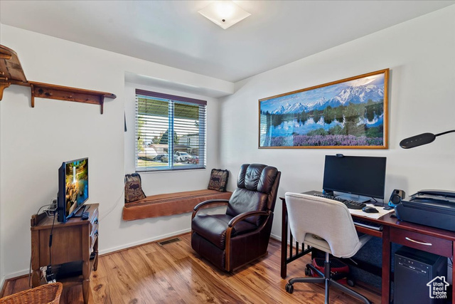 Photo 16 for MLS #2119028 at 3197 Mount Lomond Dr