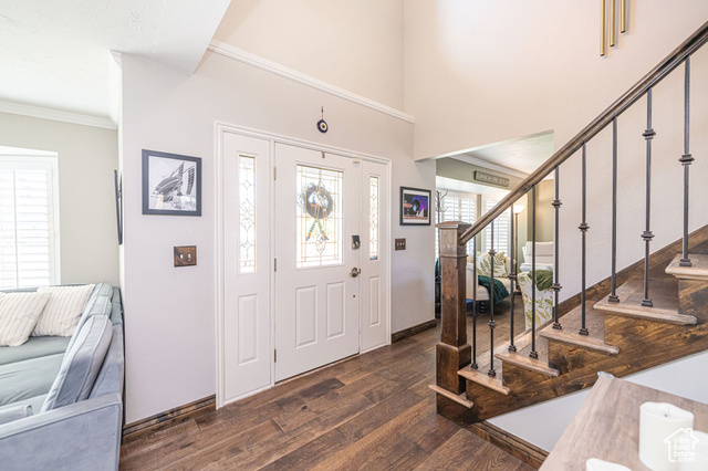 Photo 2 for MLS #2119032 at 2043 E Brady Creek Cir