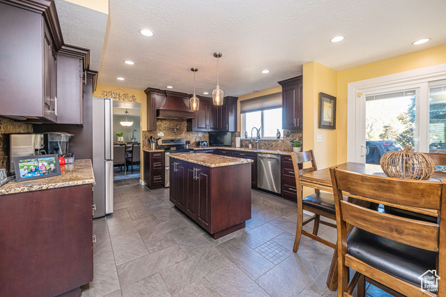 Photo 7 for MLS #2119032 at 2043 E Brady Creek Cir