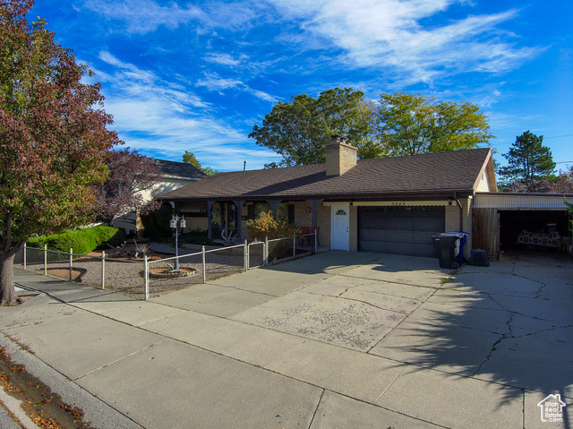 Photo 2 for MLS #2119034 at 3243 S Broadway St
