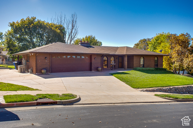 403 E QUAIL RUN RD, Farmington UT 84025