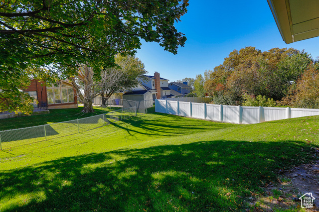 Photo 21 for MLS #2119037 at 403 E Quail Run Rd