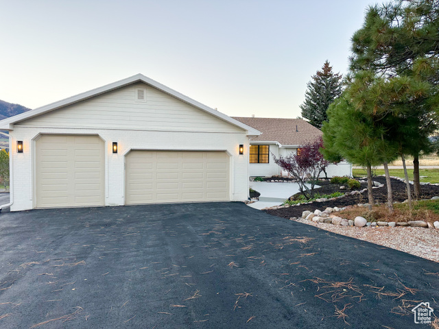 View photos for 3425 Fuller Dr MLS #2119043 - 3425 Fuller Dr