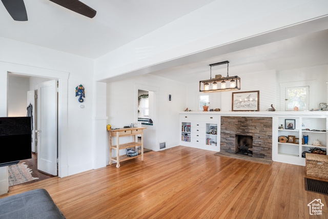 Photo 3 for MLS #2119045 at 567 E Ramona Ave