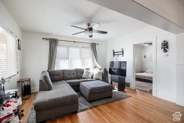 Photo 4 for MLS #2119045 at 567 E Ramona Ave