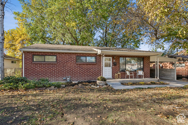 Photo 2 for MLS #2119050 at 143 W Washington Ave