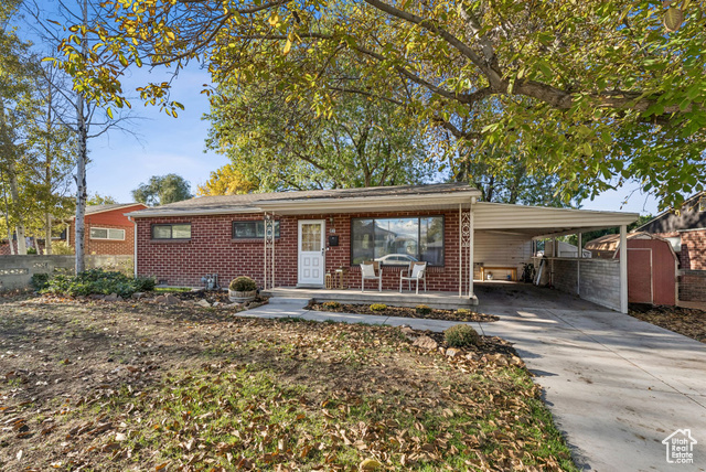 Photo 3 for MLS #2119050 at 143 W Washington Ave