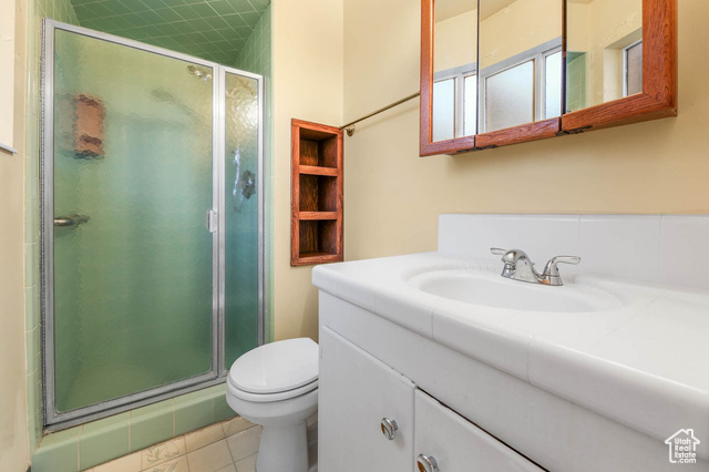 Photo 17 for MLS #2119055 at 1087 Arlington Way