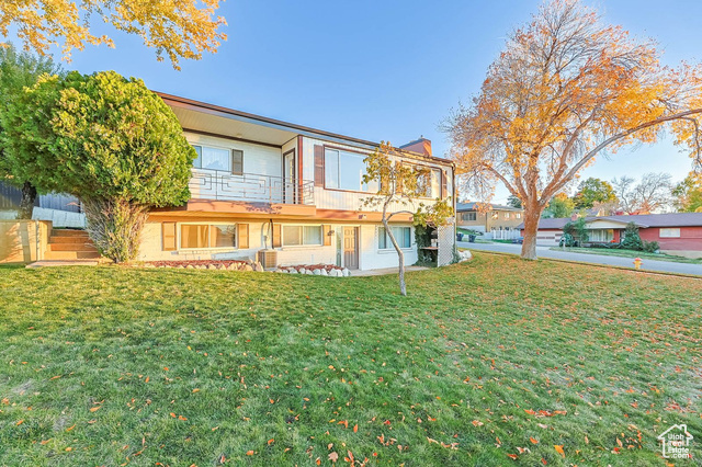 Photo 35 for MLS #2119055 at 1087 Arlington Way
