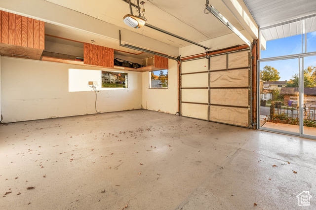 Photo 33 for MLS #2119055 at 1087 Arlington Way