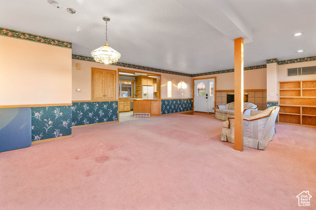 Photo 9 for MLS #2119055 at 1087 Arlington Way