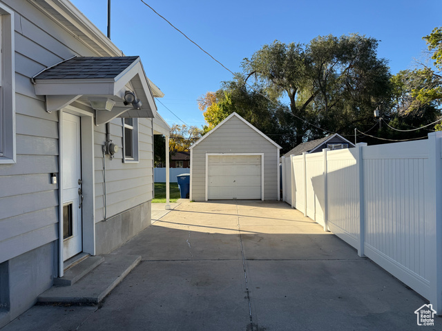 Photo 26 for MLS #2119069 at 1433 23rd St