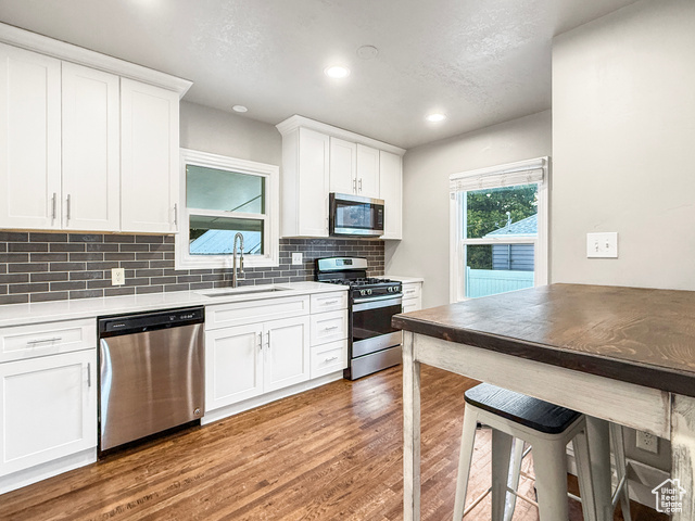 Photo 3 for MLS #2119069 at 1433 23rd St