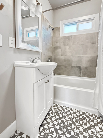 Photo 12 for MLS #2119069 at 1433 23rd St