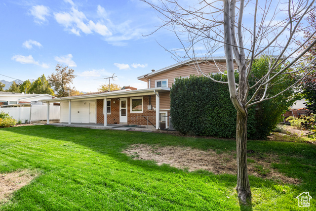 Photo 23 for MLS #2119074 at 1395 E Greenfield Ave