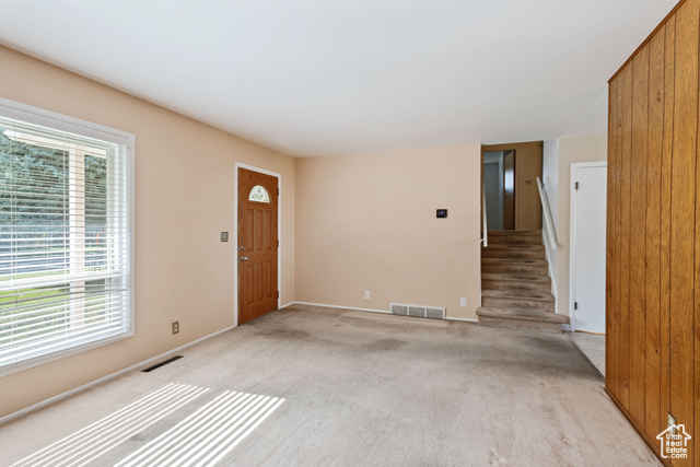 Photo 2 for MLS #2119074 at 1395 E Greenfield Ave