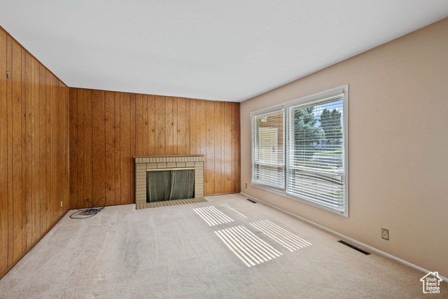 Photo 17 for MLS #2119074 at 1395 E Greenfield Ave