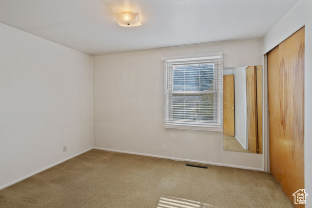Photo 9 for MLS #2119074 at 1395 E Greenfield Ave