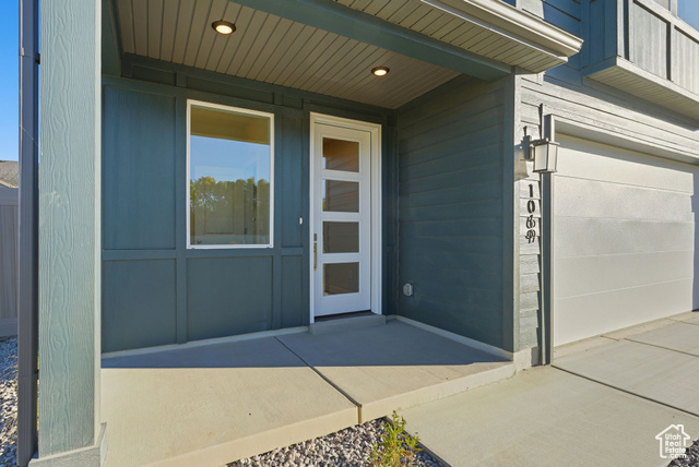 Photo 3 for MLS #2119075 at 1069 W Linden Ln #31