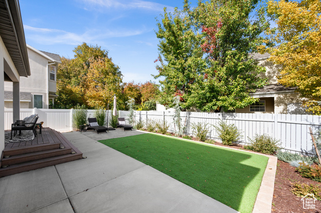 Photo 19 for MLS #2119076 at 1331 E Foxmont Ln