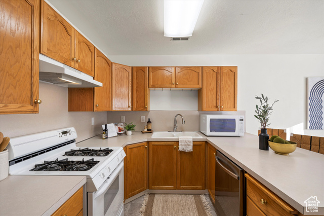 Photo 7 for MLS #2119084 at 205 E 2300 North #63