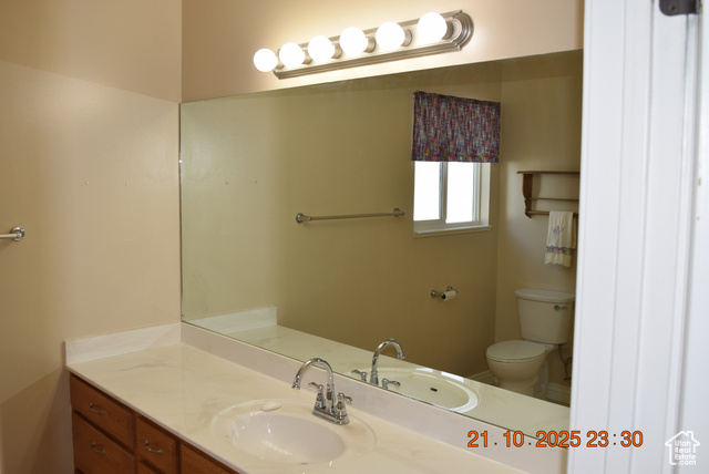 Photo 8 for MLS #2119087 at 2517 N Dorchester Ave