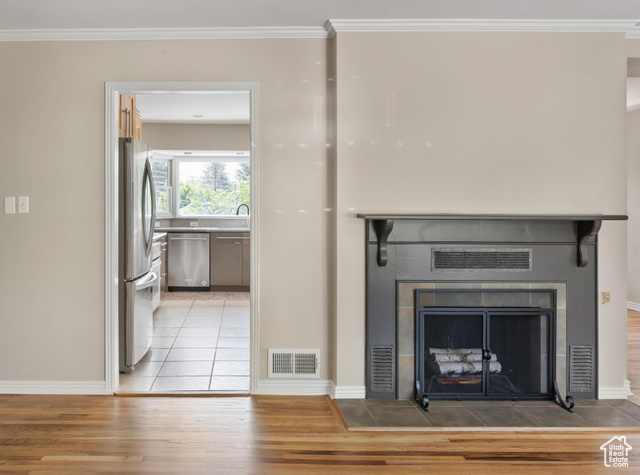 Photo 9 for MLS #2119092 at 2366 E Logan Way