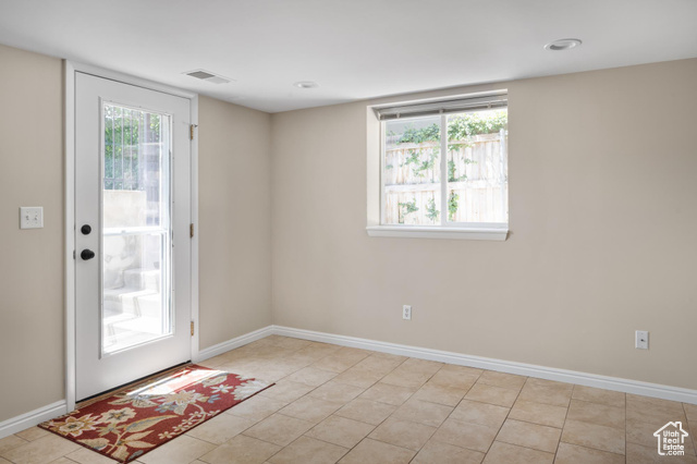 Photo 20 for MLS #2119092 at 2366 E Logan Way