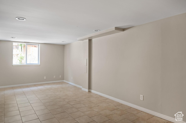 Photo 32 for MLS #2119092 at 2366 E Logan Way