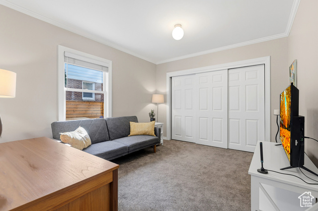 Photo 15 for MLS #2119100 at 2034 E Hubbard Ave